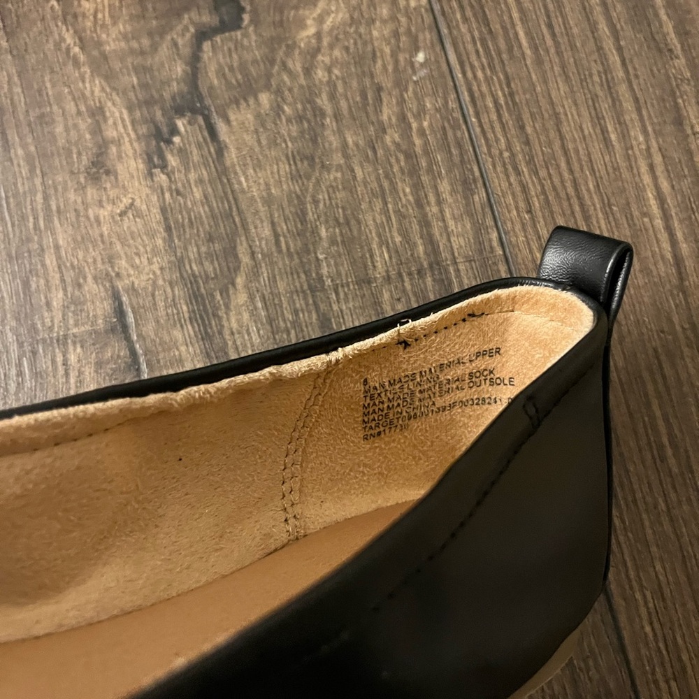 UNIVERSAL THREAD - Black Leather Flats - Women’s Size 8 - Picture 4 of 5